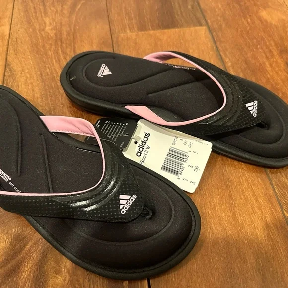 Adidas New tags removed. - Picture 1 of 2